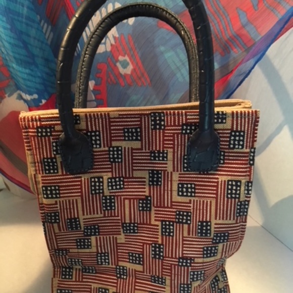 Longaberger Old Glory Patriotic Flags Tote - Picture 3 of 4